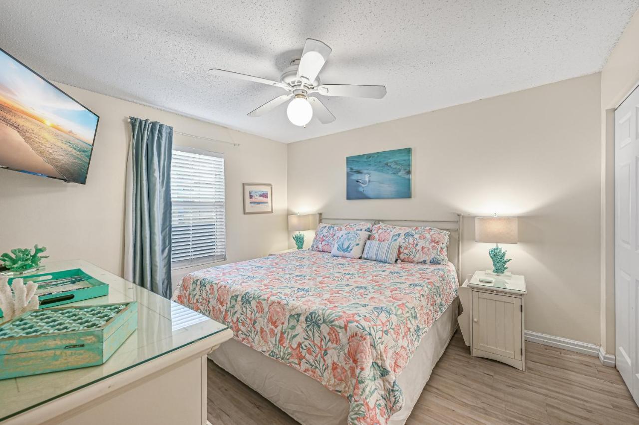 Pelican Beach Resort Rentals Destin Exterior foto